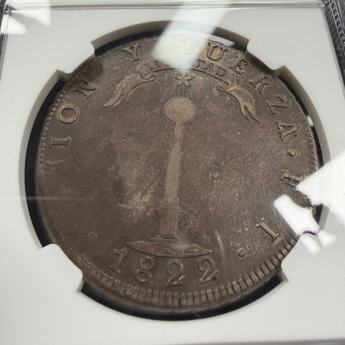 Chile - 1 Peso - 1822 FI (Santiago) - NGC XF 40 - 148,000 Minted!