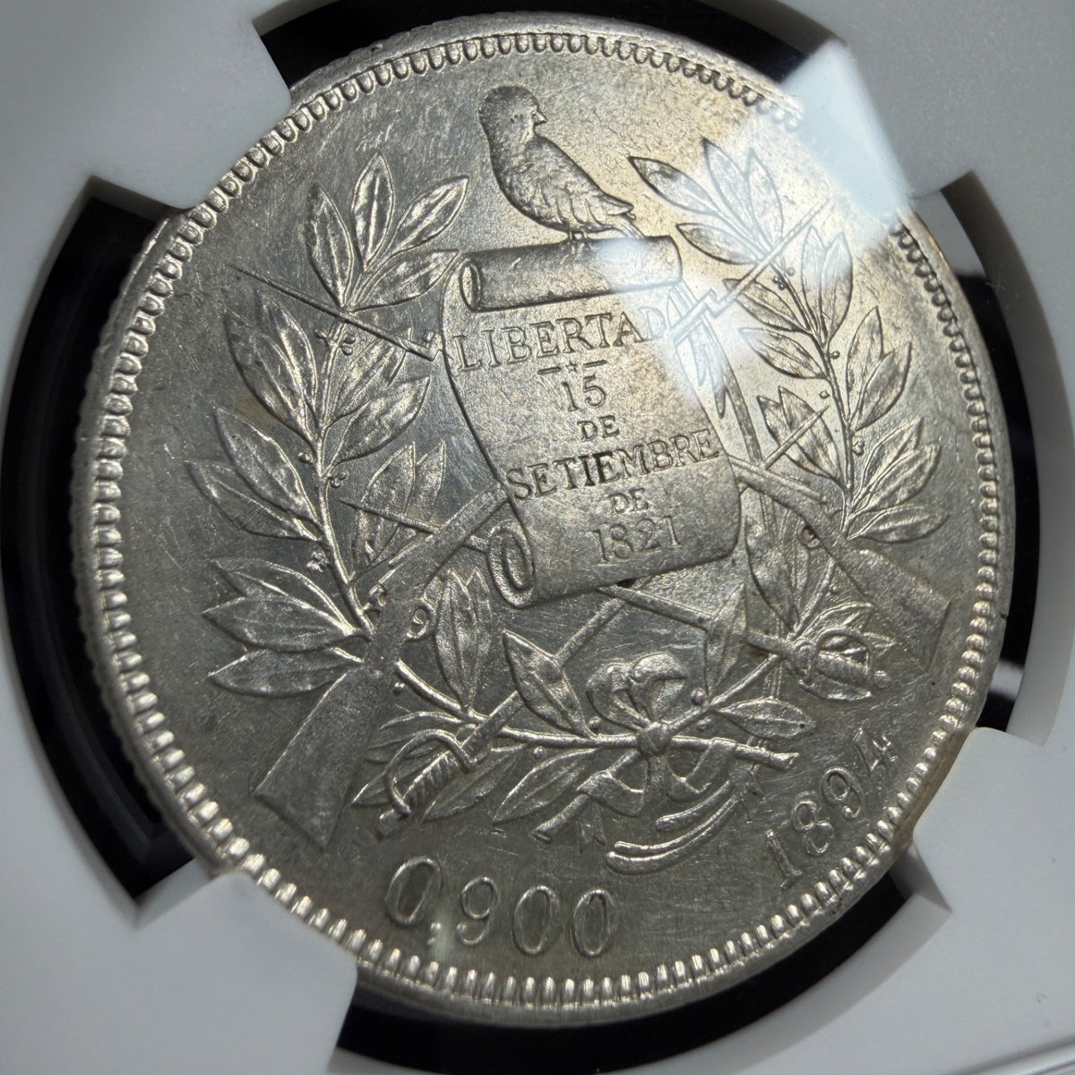 Guatemala - 1 Peso - 1894 - NGC AU 58